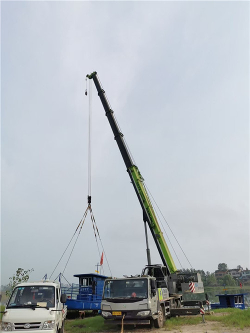 聊城市桥梁建设吊装案例